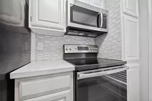 1311 Antoine Dr, Houston, TX 77055 - Photo 12