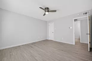 1311 Antoine Dr, Houston, TX 77055 - Photo 16