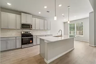 5811 Chamberlain Xing, Rosenberg, TX 77471 - Photo 8