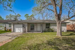 3730 Darlinghurst Dr, Houston, TX 77045 - Photo 1