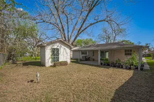 3730 Darlinghurst Dr, Houston, TX 77045 - Photo 8