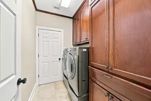 6714 Russelfield Ln, Houston, TX 77049 - Photo 14