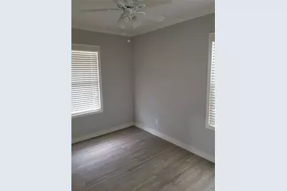 122 Albacore Avenue, Galveston, TX 77550 - Photo 12