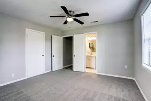 1236 San Felipe St, Angleton, TX 77515 - Photo 8