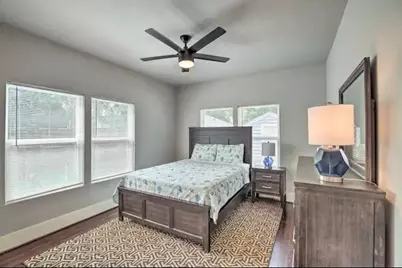 5224 Leeland Street, Houston, TX 77023 - Photo 14