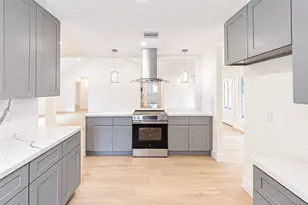 8002 Candle Ln, Houston, TX 77071 - Photo 14
