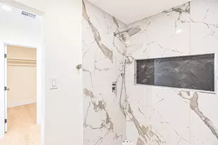 8002 Candle Ln, Houston, TX 77071 - Photo 24