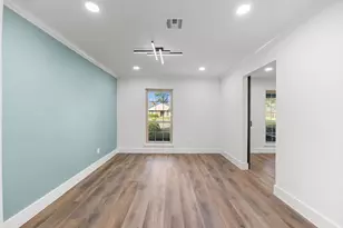 28923 Pine Hill Dr, Shenandoah, TX 77381 - Photo 12