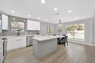 146 W Woodstock Cir Dr, Spring, TX 77381 - Photo 10