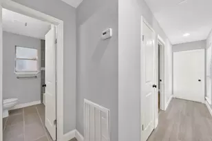 146 W Woodstock Cir Dr, The Woodlands, TX 77381 - Photo 32