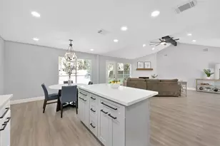 146 W Woodstock Cir Dr, Spring, TX 77381 - Photo 20