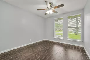 11415 Waxwood Dr, Houston, TX 77089 - Photo 22