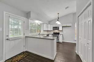 11415 Waxwood Dr, Houston, TX 77089 - Photo 12