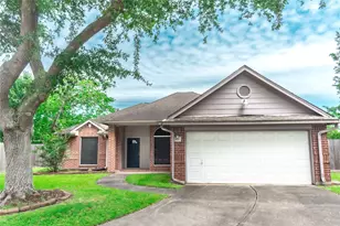 822 Oak Lodge Ct, League City, TX 77573 - Photo 1