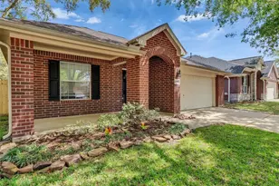 21742 Winsome Rose Ct, Cypress, TX 77433 - Photo 2
