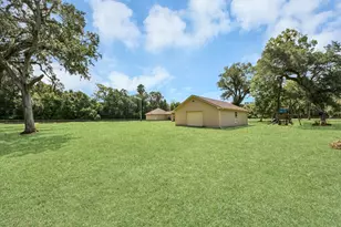 1102 W Point Dr, Rosharon, TX 77583 - Photo 32