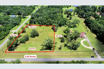 1102 W Point Drive, Rosharon, TX 77583 - Photo 4
