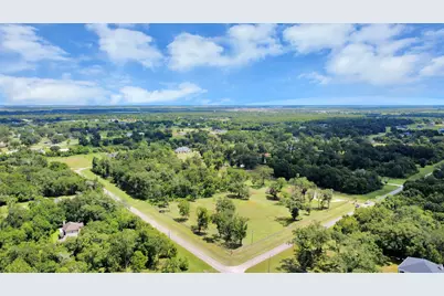 1102 W Point Drive, Rosharon, TX 77583 - Photo 34