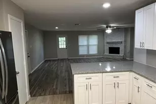 26019 Leafywood Dr, Spring, TX 77386 - Photo 8