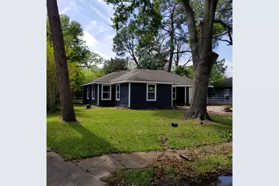 5910 Van Fleet Street, Houston, TX 77033 - Photo 2
