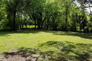 5910 Van Fleet St, Houston, TX 77033 - Photo 14