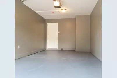 5910 Van Fleet Street, Houston, TX 77033 - Photo 12