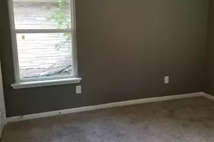 5910 Van Fleet St, Houston, TX 77033 - Photo 6