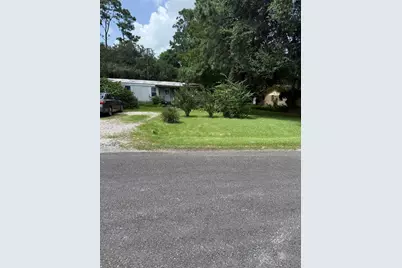 307 E Oak Avenue, Winnie, TX 77665 - Photo 24
