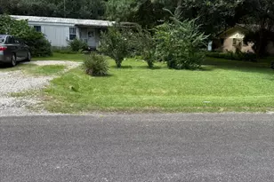 307 E Oak Ave, Winnie, TX 77665 - Photo 24