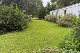 307 E Oak Ave, Winnie, TX 77665 - Photo 20