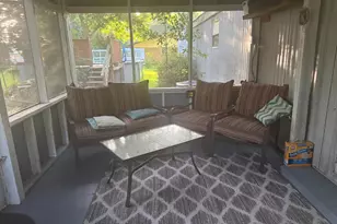 307 E Oak Ave, Winnie, TX 77665 - Photo 14
