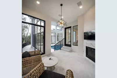 10663 Memorial Drive, Houston, TX 77024 - Photo 12