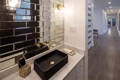 10663 Memorial Drive, Houston, TX 77024 - Photo 24