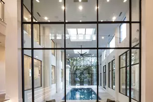 10663 Memorial Dr, Houston, TX 77024 - Photo 26