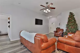 518 Tall Timber Dr, West Columbia, TX 77486 - Photo 14