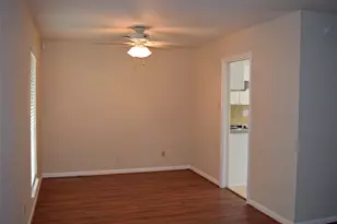 8506 Langdon Ln, Houston, TX 77036 - Photo 20