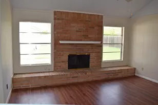 8506 Langdon Ln, Houston, TX 77036 - Photo 10