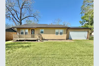 124 Bennett Street, West Columbia, TX 77486 - Photo 2