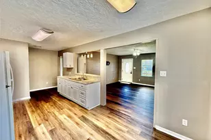 124 Bennett St, West Columbia, TX 77486 - Photo 14