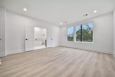 7705 Inwood Grove Lane, Houston, TX 77088 - Photo 12