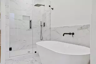 7705 Inwood Grv Ln, Houston, TX 77088 - Photo 14