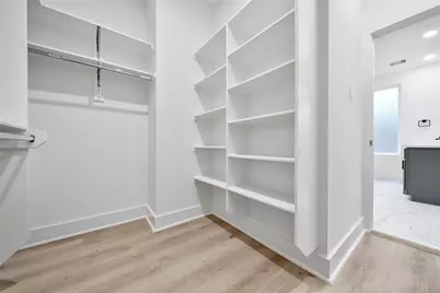 7705 Inwood Grove Lane, Houston, TX 77088 - Photo 18