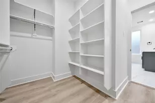 7705 Inwood Grv Ln, Houston, TX 77088 - Photo 18