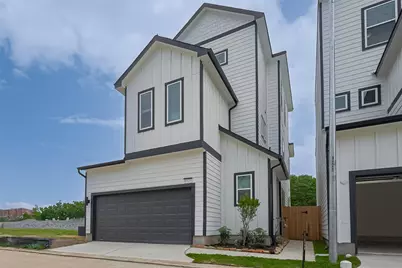 8933 Grovner Place, Houston, TX 77055 - Photo 2
