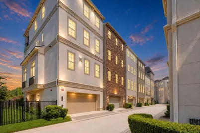 709 Somerset Commons Lane, Houston, TX 77055 - Photo 2