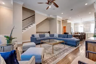 709 Somerset Commons Ln, Houston, TX 77055 - Photo 4