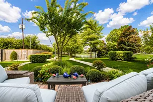 709 Somerset Commons Ln, Houston, TX 77055 - Photo 50