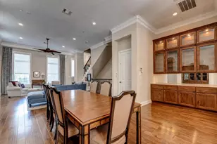 709 Somerset Commons Ln, Houston, TX 77055 - Photo 22