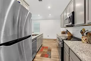 810 Stoney Pt Ln, Dayton, TX 77535 - Photo 6