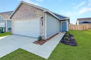810 Stoney Pt Ln, Dayton, TX 77535 - Photo 1